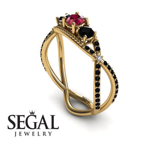 Engagement ring 14K Yellow Gold Vintage Elegant Ruby With Black Diamond 